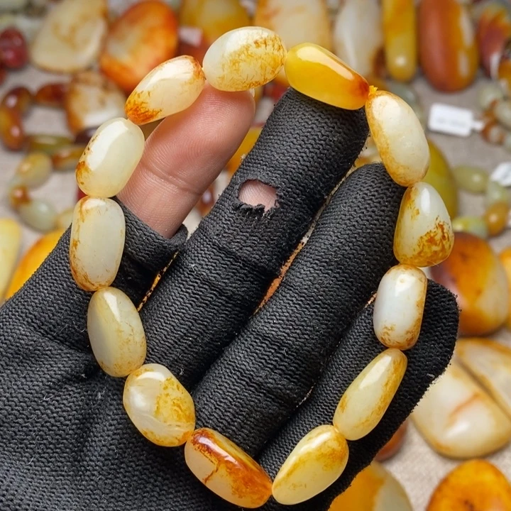 和田玉未镶嵌手链