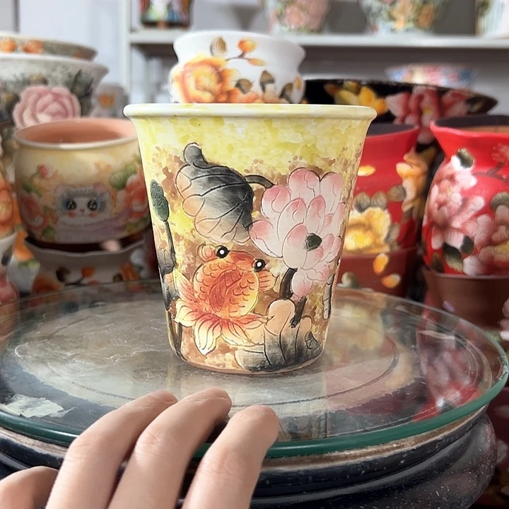 景德镇手绘花盆幸运花盆莫**?