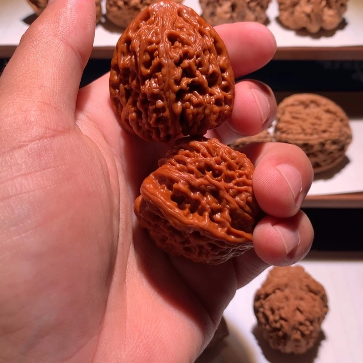 文玩核桃吊坠南疆
