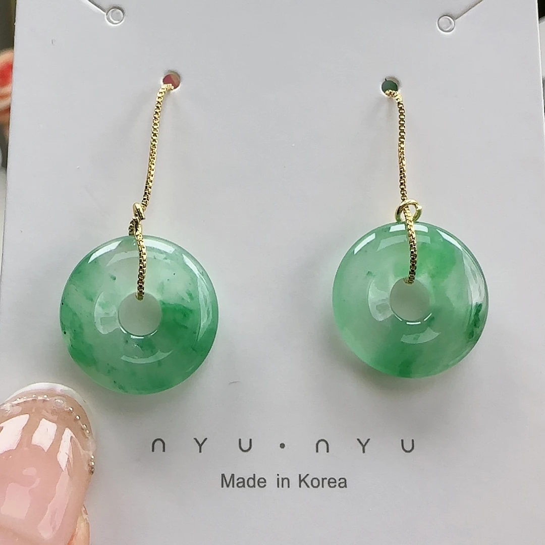 石英质玉（非洲翠）未镶嵌耳坠