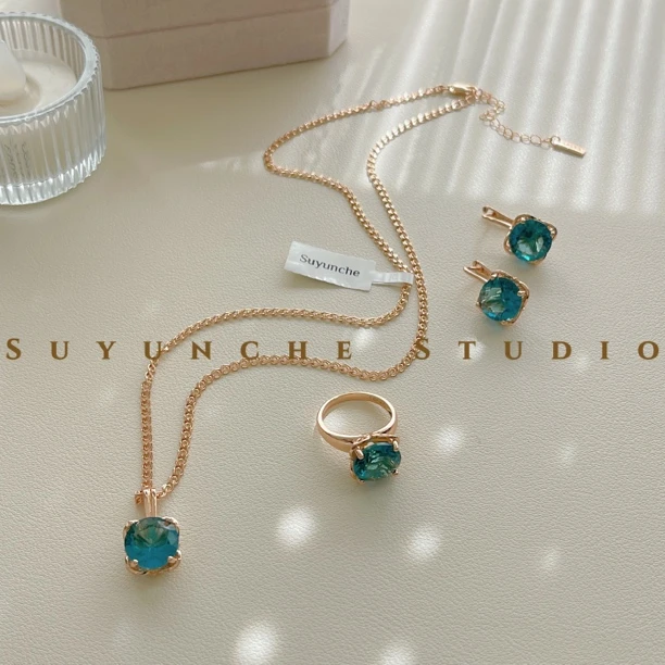 铜合金项链 Suyunche2353玫瑰金色时尚经典蓝色方糖质感三件套