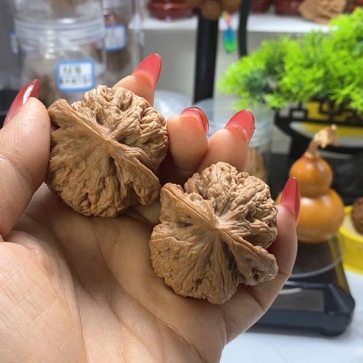 文玩核桃把件粗筋