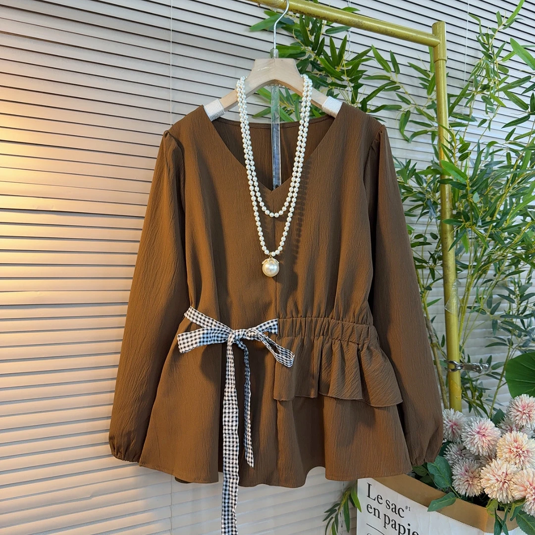 5267胖妹妹欧货时尚名媛风洋气V领收腰遮肉减龄款设计感百搭衫