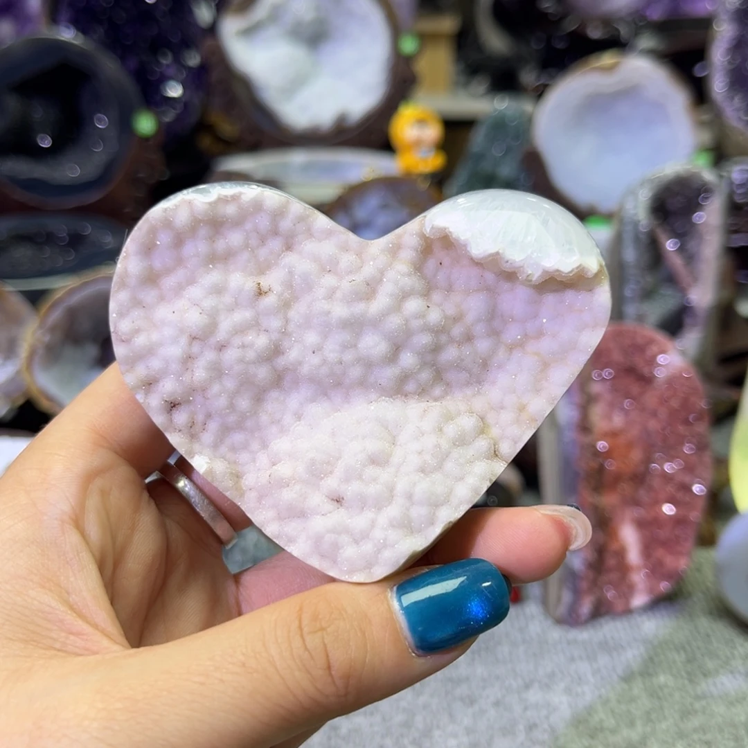 紫晶未镶嵌摆件爱心
