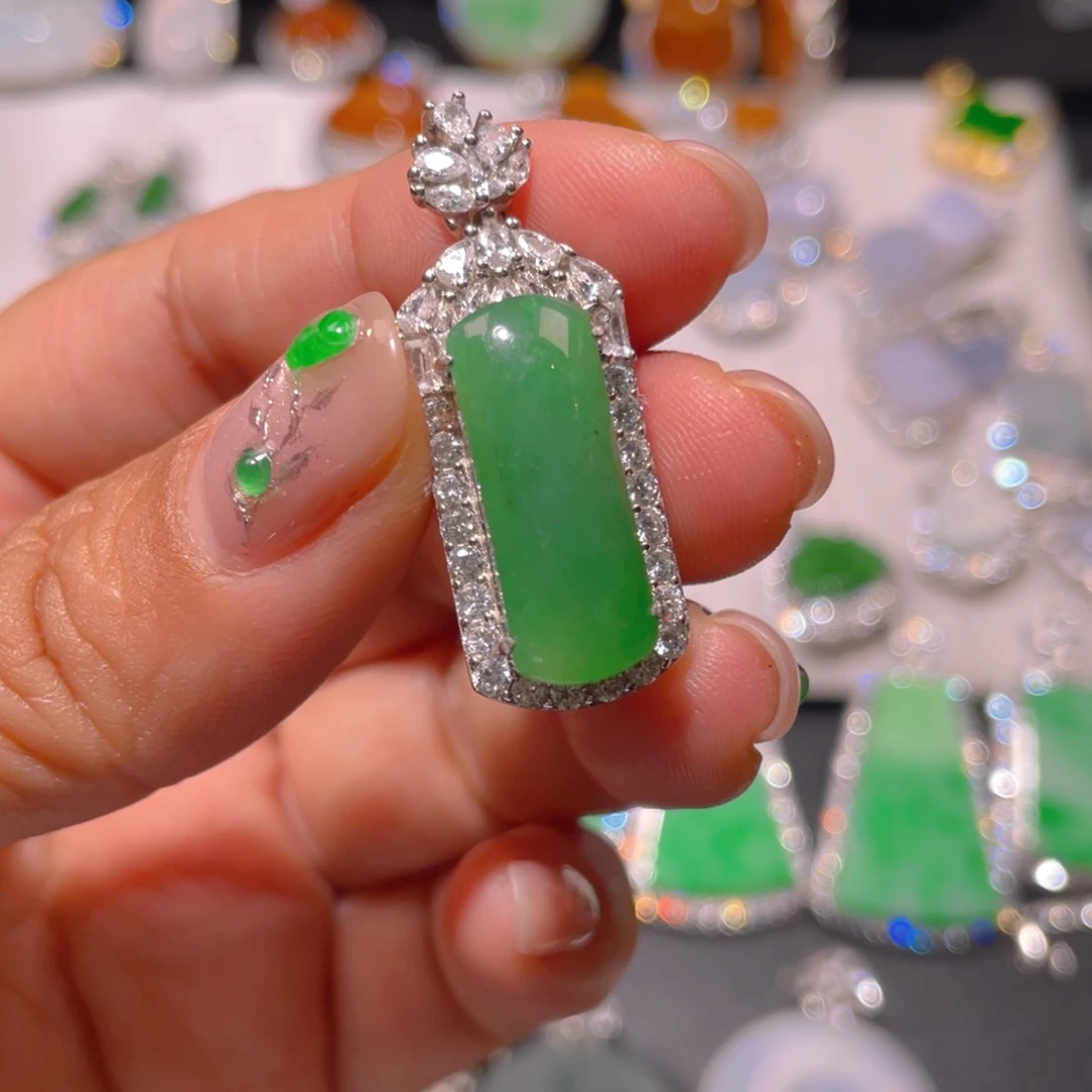 翡翠颈饰银S925镶嵌精品