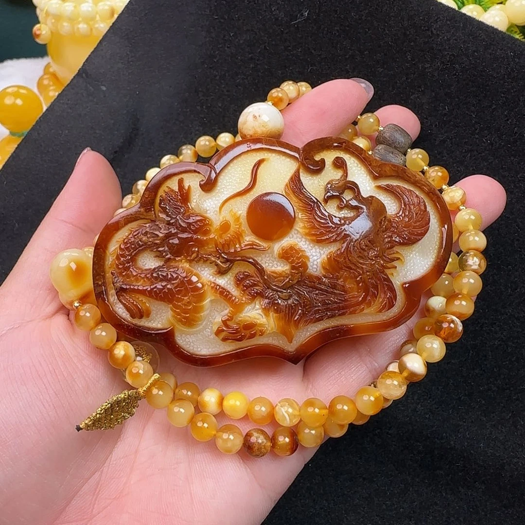 蜜蜡未镶嵌珠宝奇石