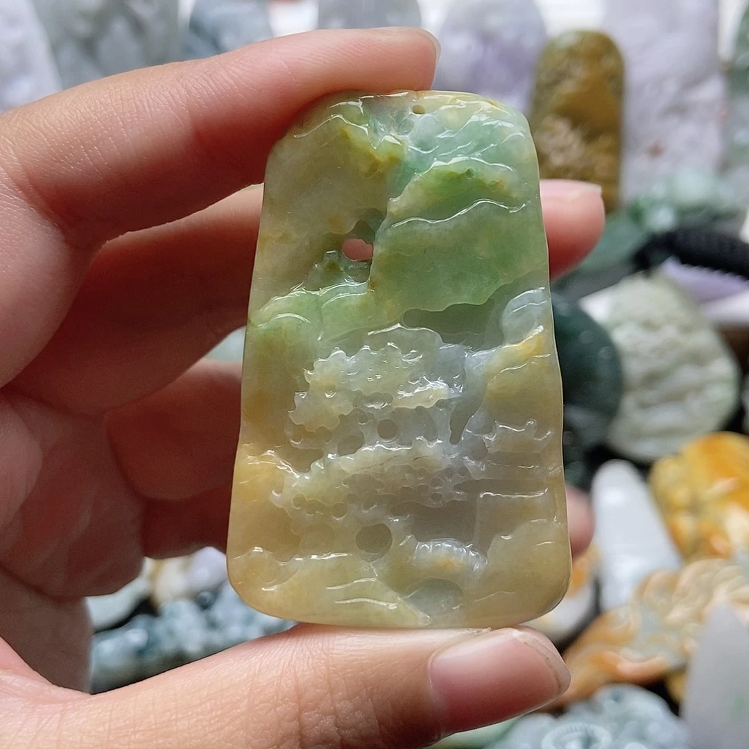 翡翠未镶嵌颈饰翡翠