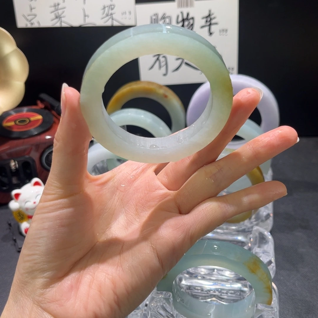 定制翡翠未镶嵌手镯50-53