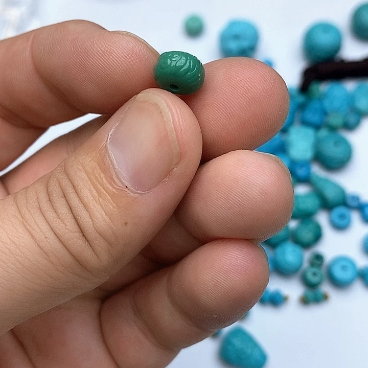 未镶嵌绿松石珠宝奇石