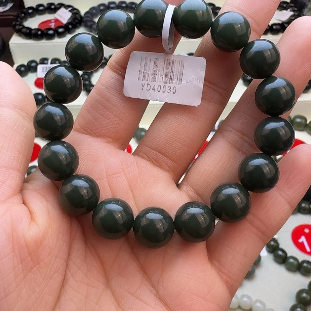 和田玉未镶嵌手串