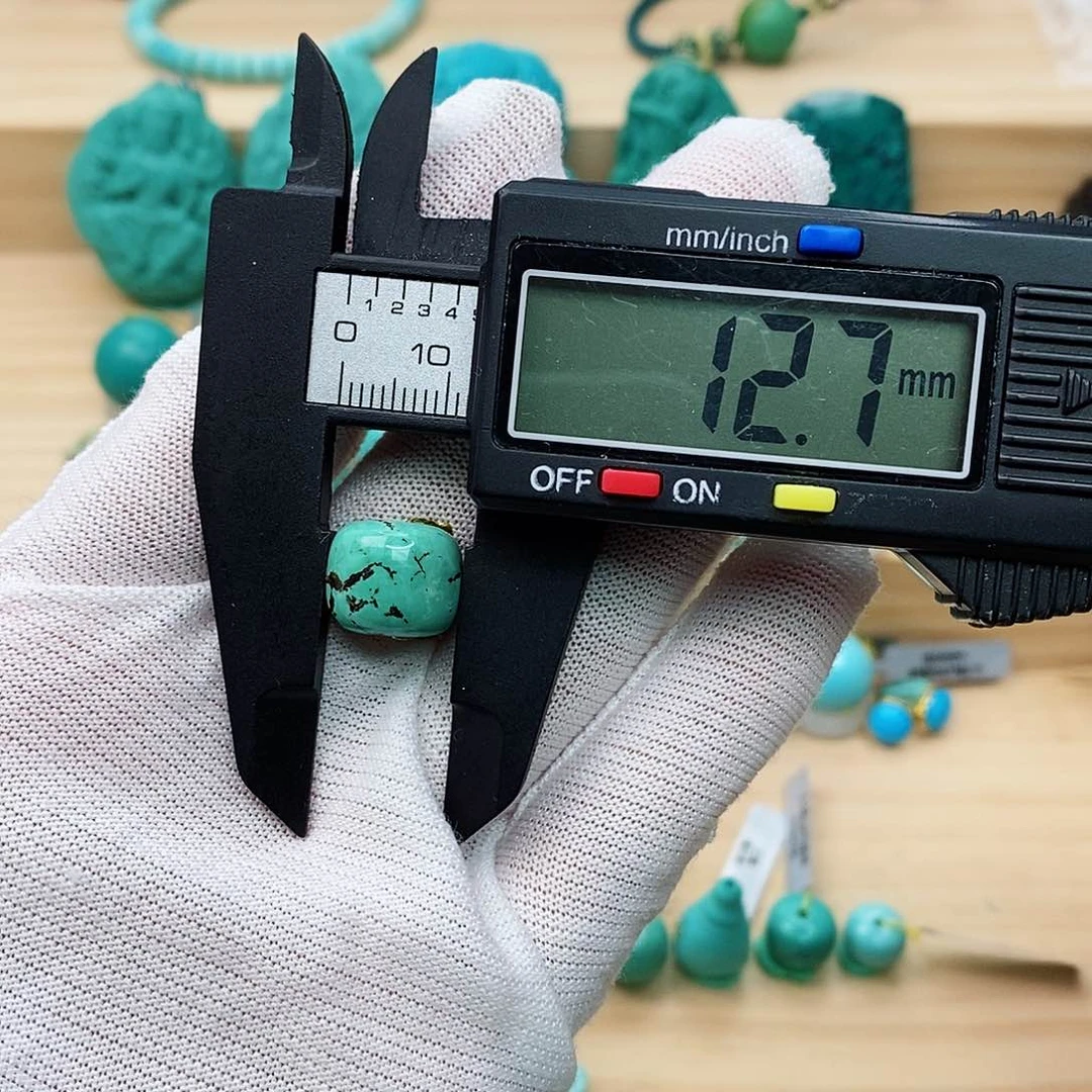 未镶嵌绿松石珠宝奇石白***K