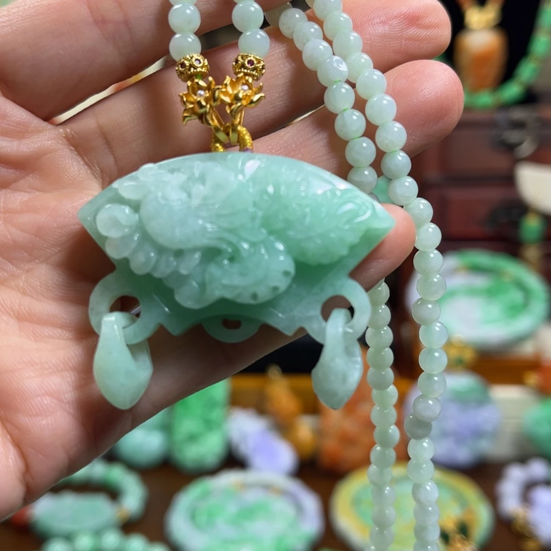 翡翠未镶嵌颈饰天然翡翠