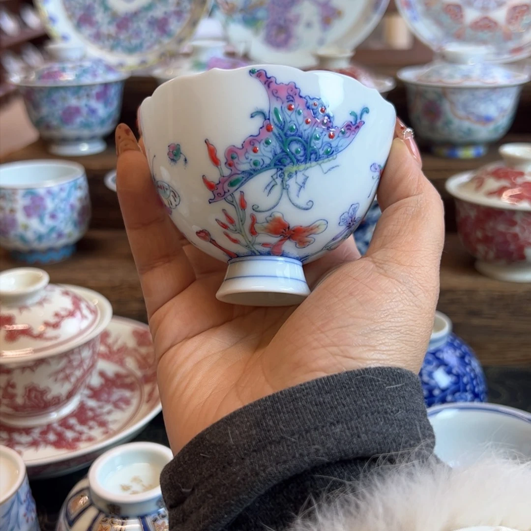 Y冉月观隐花口蝴蝶杯