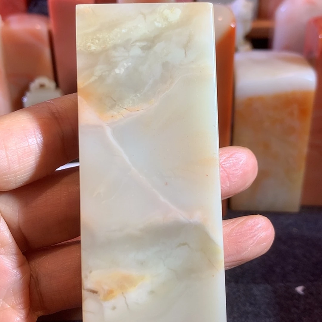 【闪购商品】老挝石菘****根老挝石印章吧。