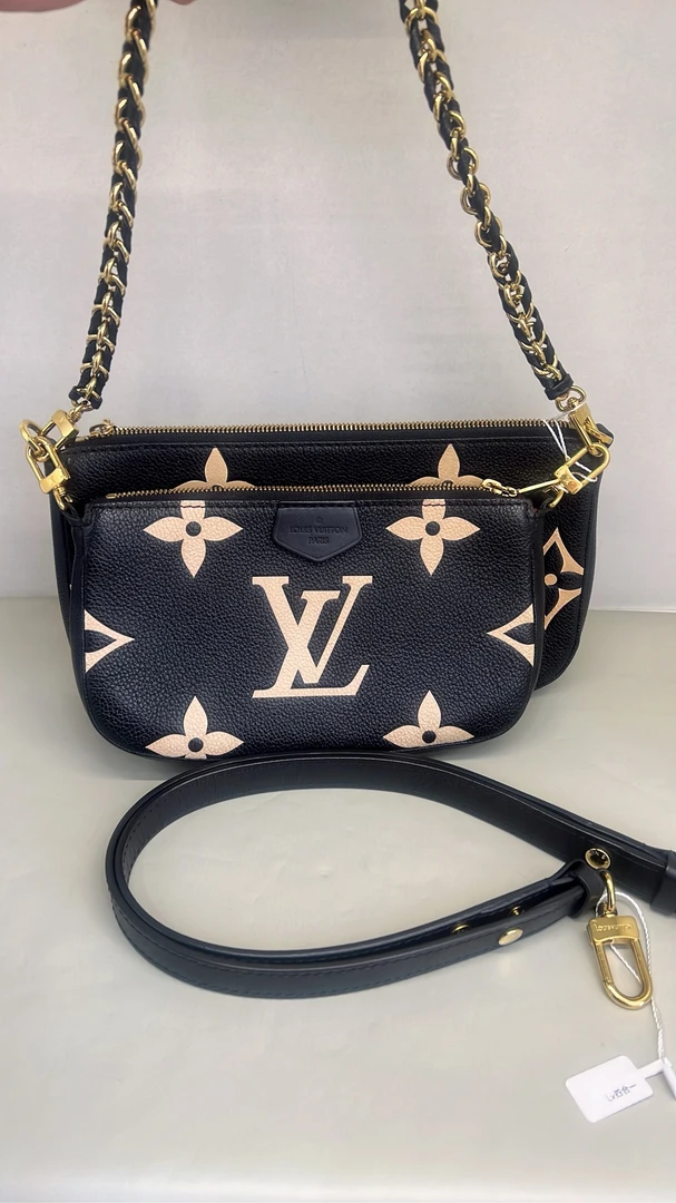 95新 LouisVuitton/路易威登 经典黑白二合一斜跨包
