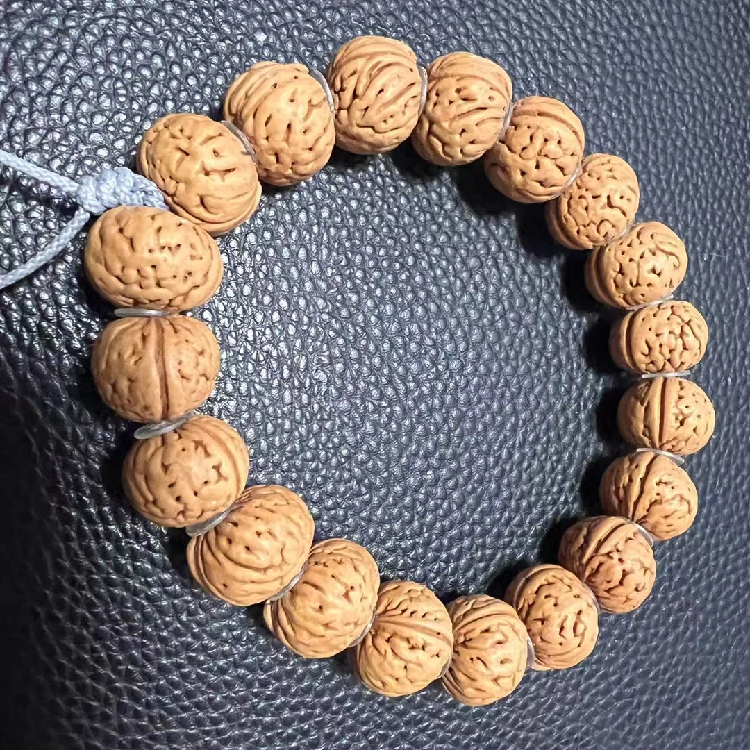 尺寸16~19mm左右桃核单圈一条多样性发货
