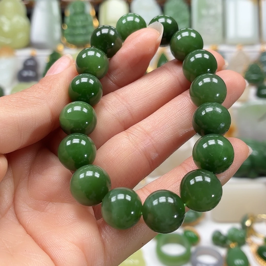 *****和田玉未镶嵌颈饰