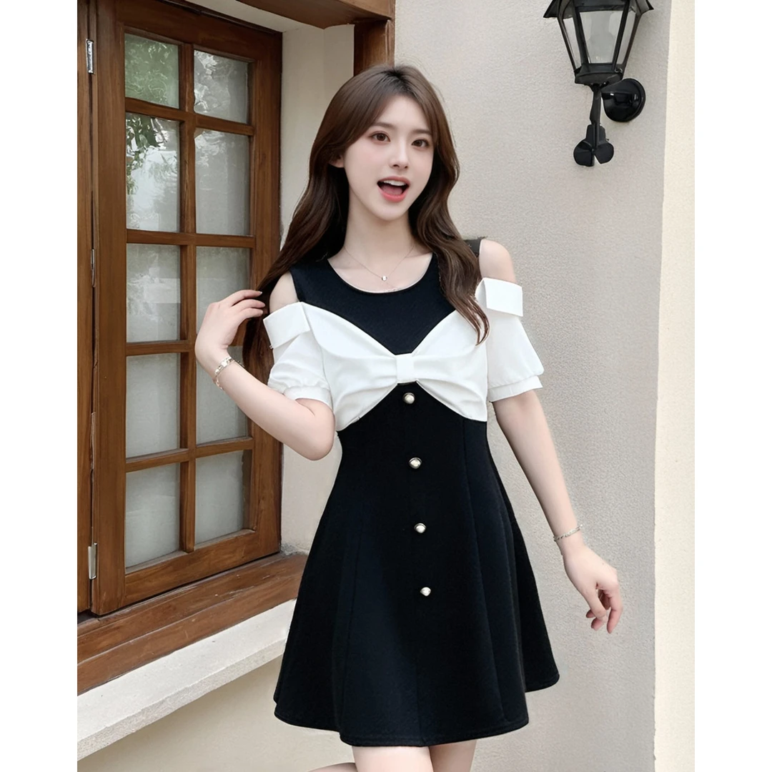 通勤小香风甜美黑色显瘦拼色假两件露肩小个子连衣裙女夏季款1031