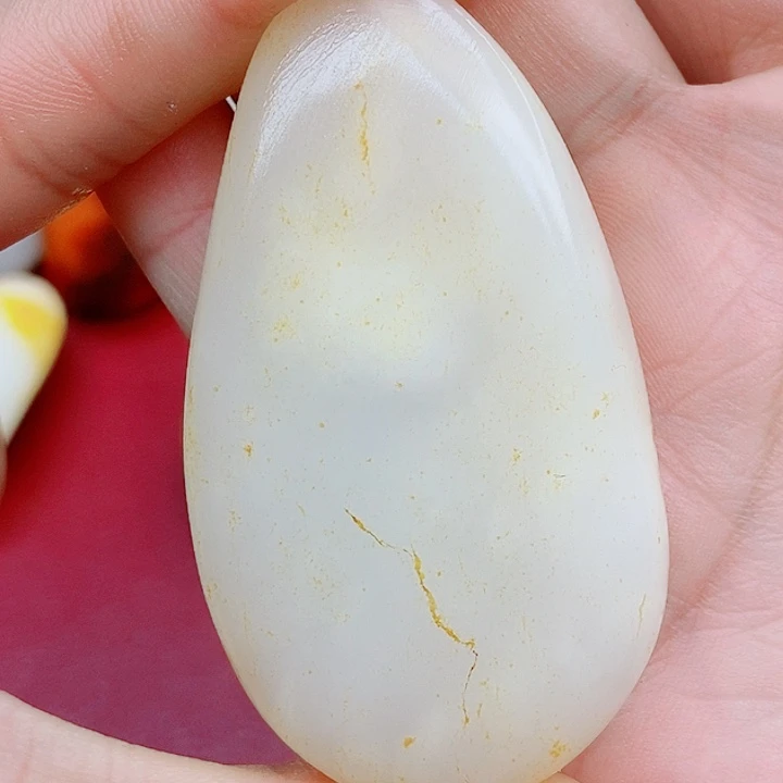 和田玉未镶嵌珠宝半成品