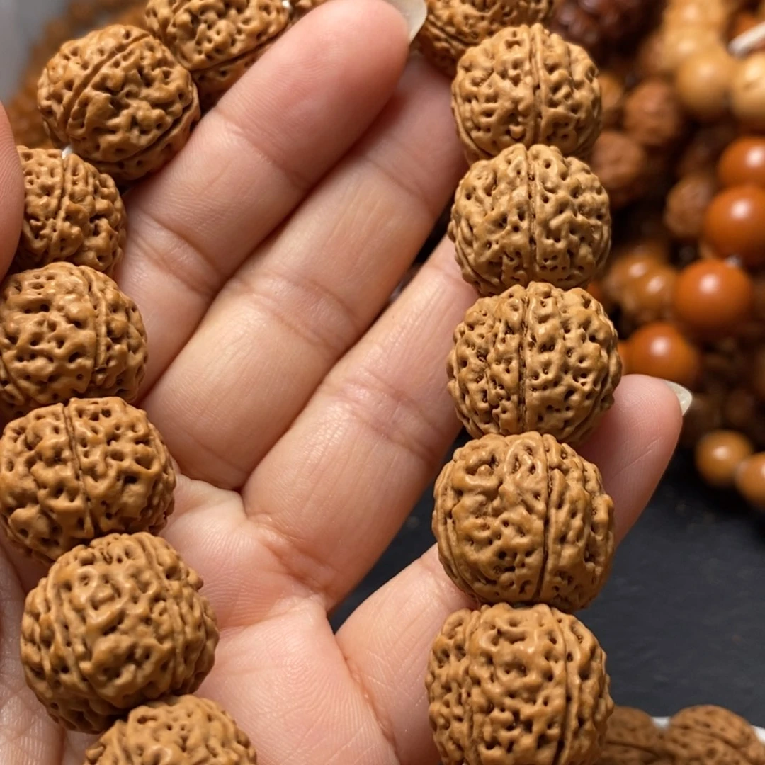 猴头核桃吊坠文玩