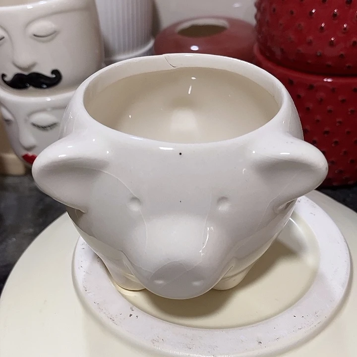 摆件陶盆有孔 瑕疵介意勿拍