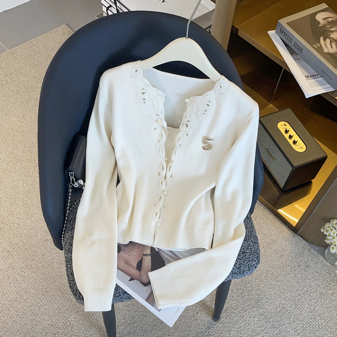 2025秋冬季法式温柔风刺绣镂空针织开衫毛衣外套DY9149