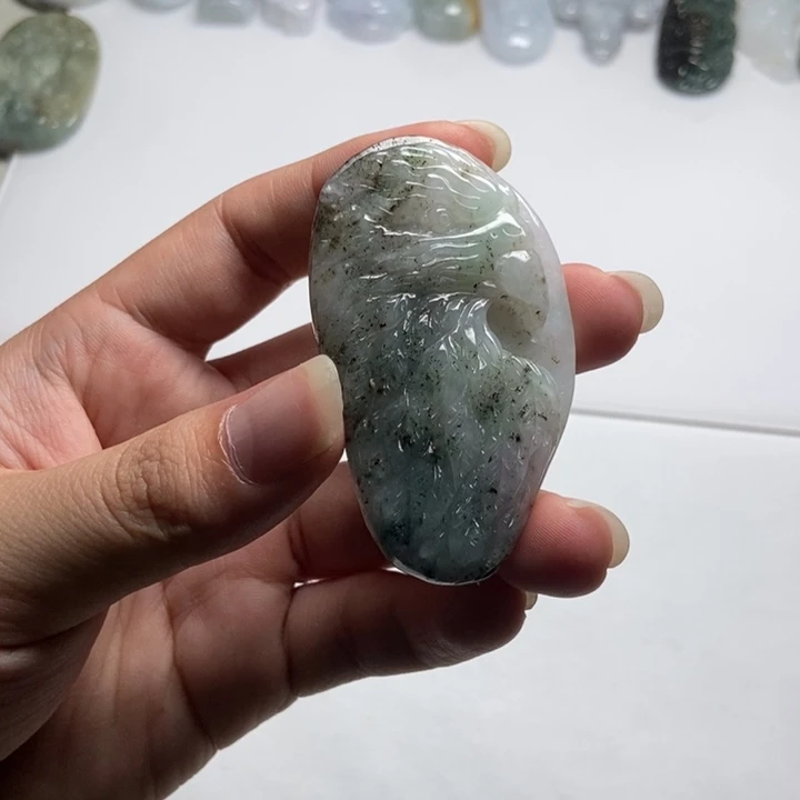 翡翠未镶嵌颈饰鹰牌16