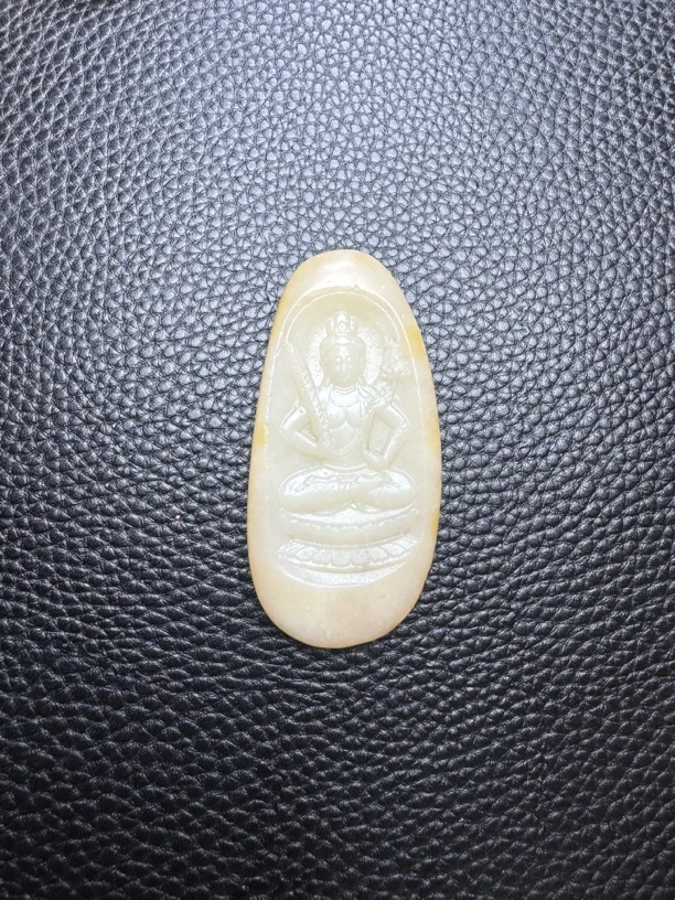 新疆和田玉属牛虎守护神虚空藏菩萨吊坠