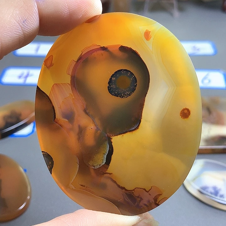 未镶嵌颈饰玛瑙/玉髓