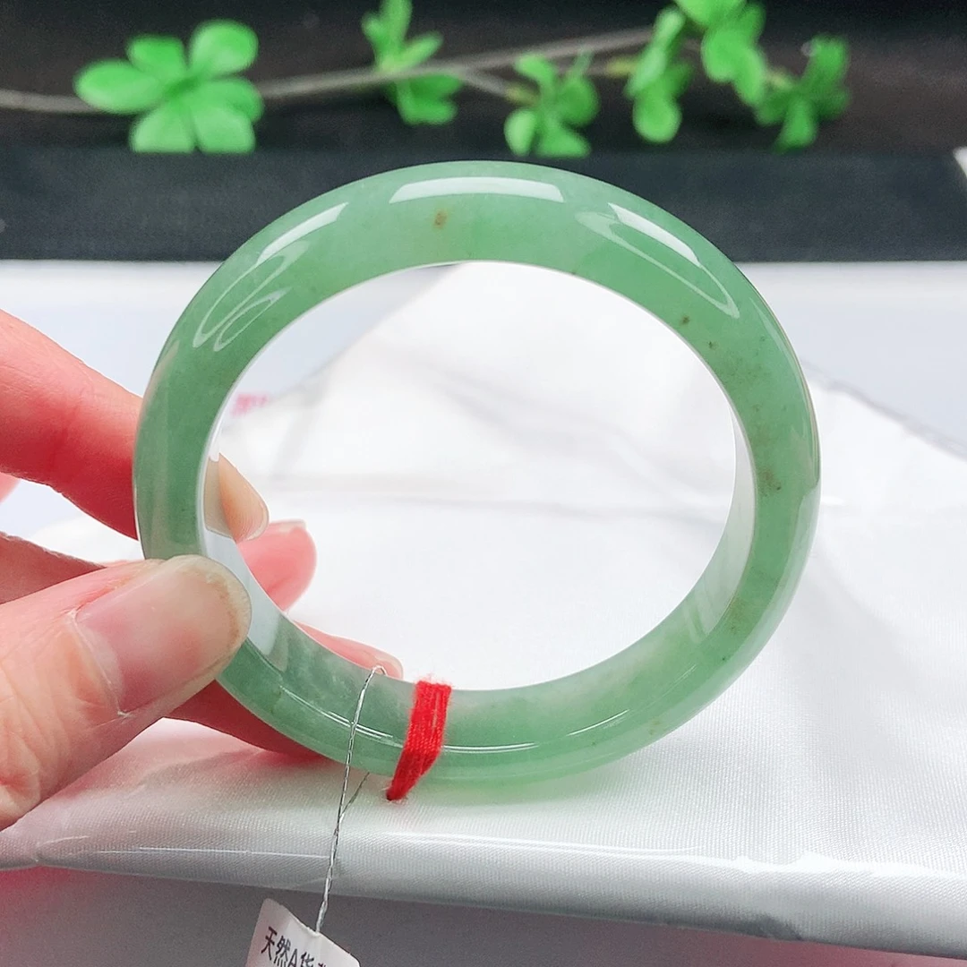 未镶嵌手镯翡翠54圈