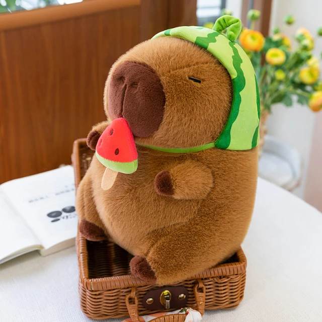 西瓜帽卡皮巴拉玩偶水豚公仔抽拉款抱枕卡屁扒拉可拉拽的布娃娃男