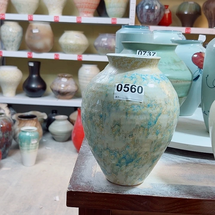 摆件高25口7。陶瓷花瓶摆件。0560