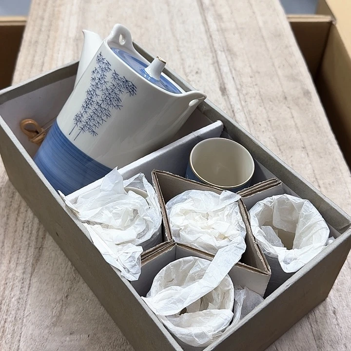 瓷片噗哈哈哈哈哈哈哈哈哈哈