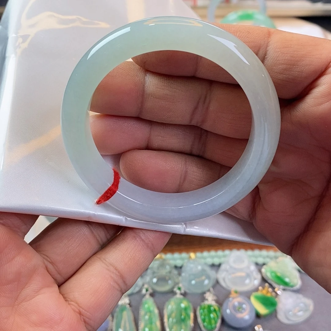 【闪购商品】未镶嵌手镯翡翠