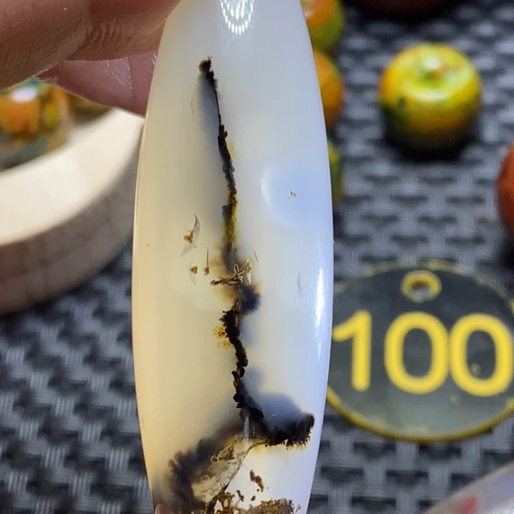 耍***耍玛瑙/玉髓未镶嵌颈饰