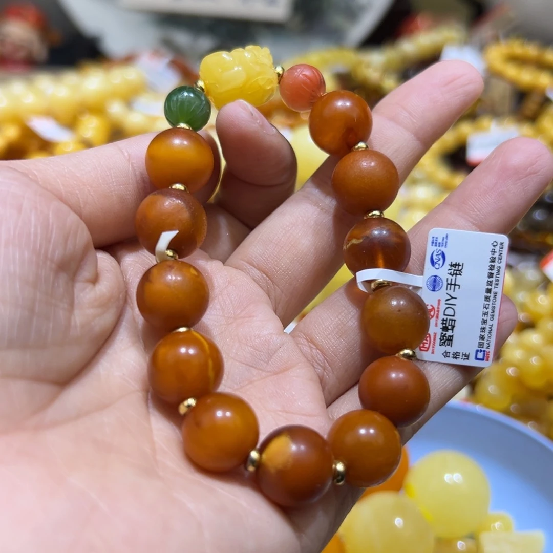 琥珀珠宝奇石未镶嵌