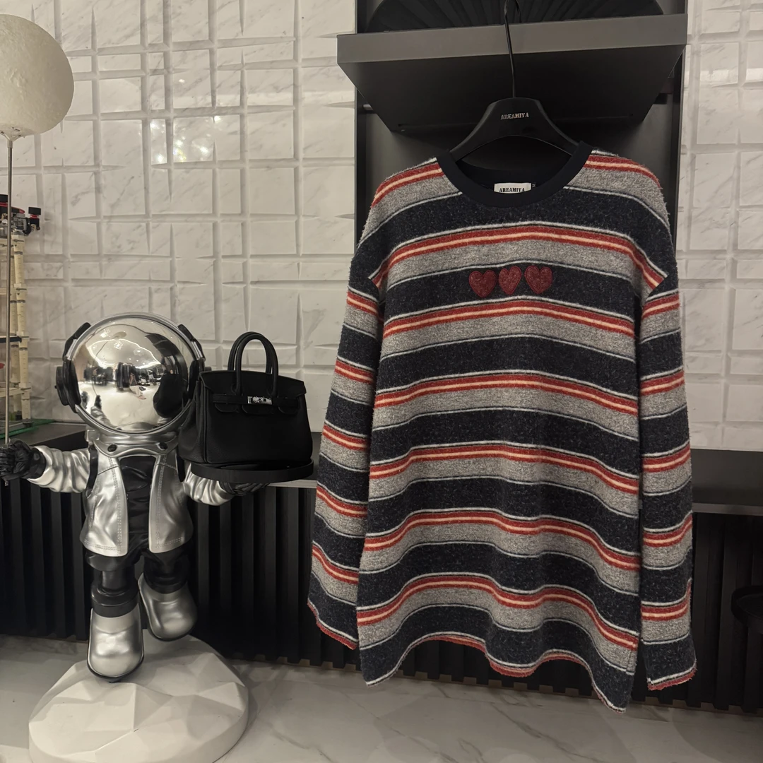 达人【三心二意】女款秋冬必备条纹圆领长袖T恤CP621