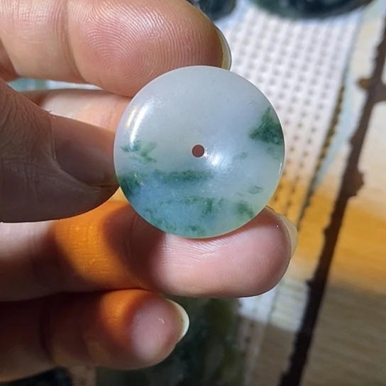 未镶嵌定制翡翠牌子