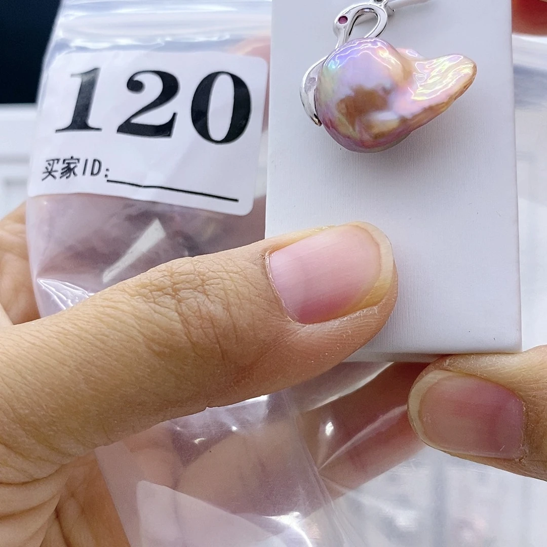 淡水珍珠钛钢颈饰