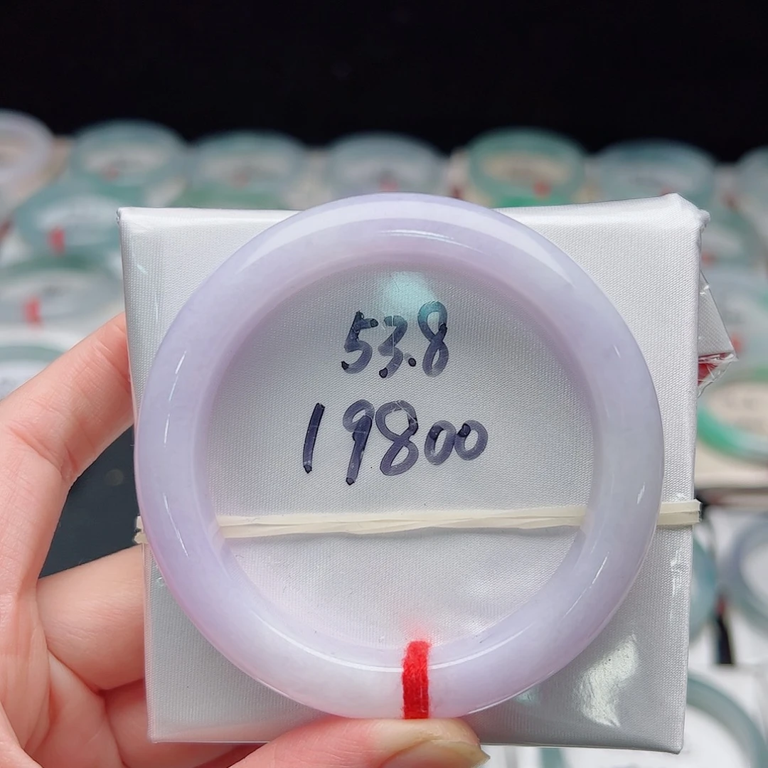 翡翠未镶嵌手镯A货