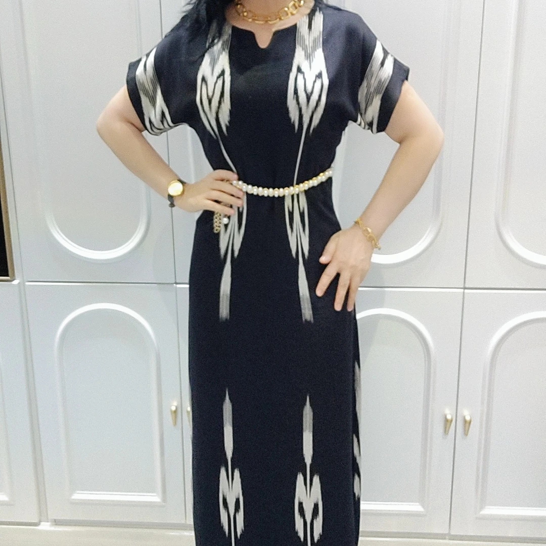 优雅时尚新款民族风显瘦黑色裙子连衣裙气质针织夏季修身设计师