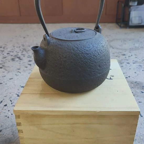 10号浮力:原矿生铁壶煮水甘甜1.2升