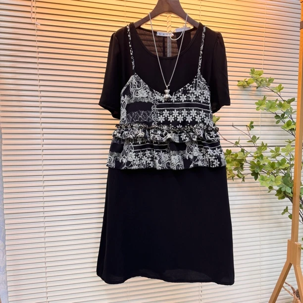 大码连衣裙短袖通勤风圆领夏季短裙幂式穿搭宽松腰