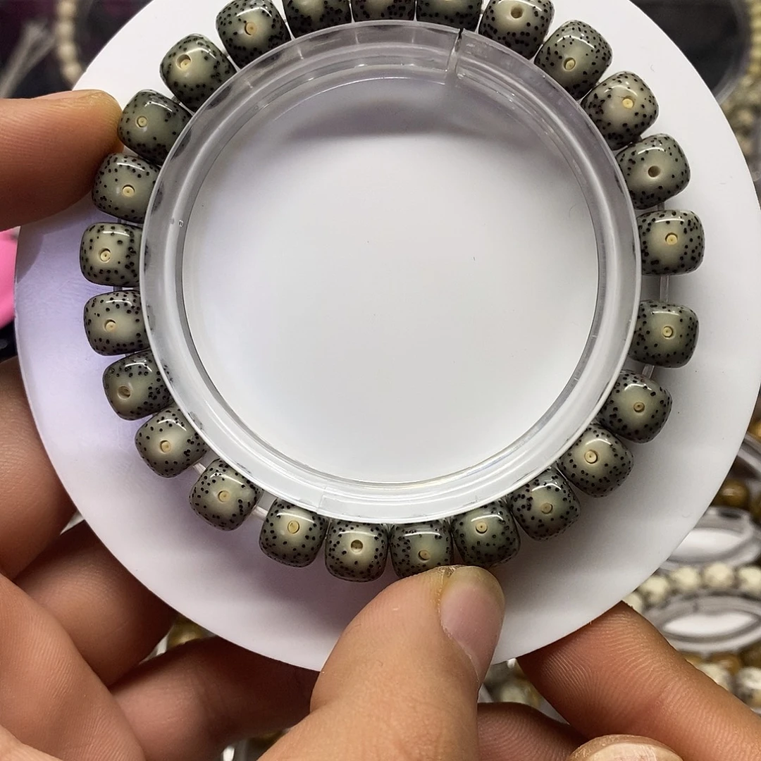 星月菩提吊坠绿幽灵