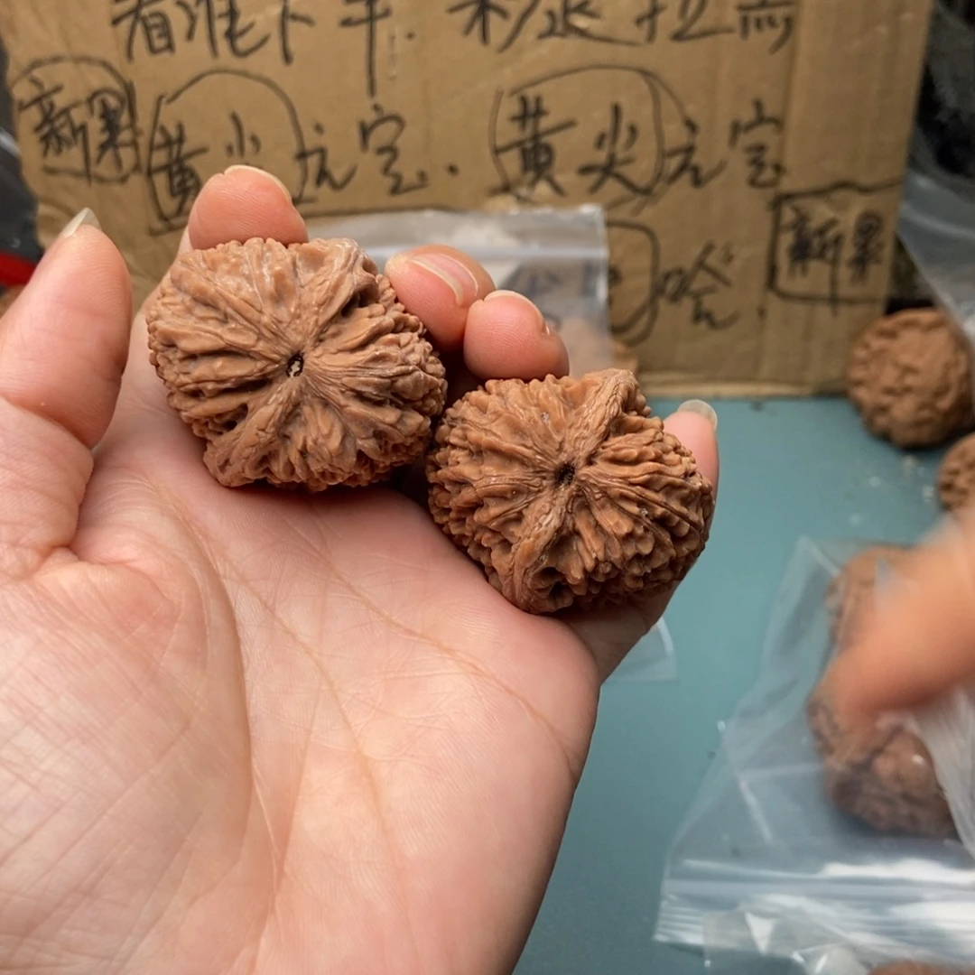 木***虽吊坠文玩核桃蒜头77