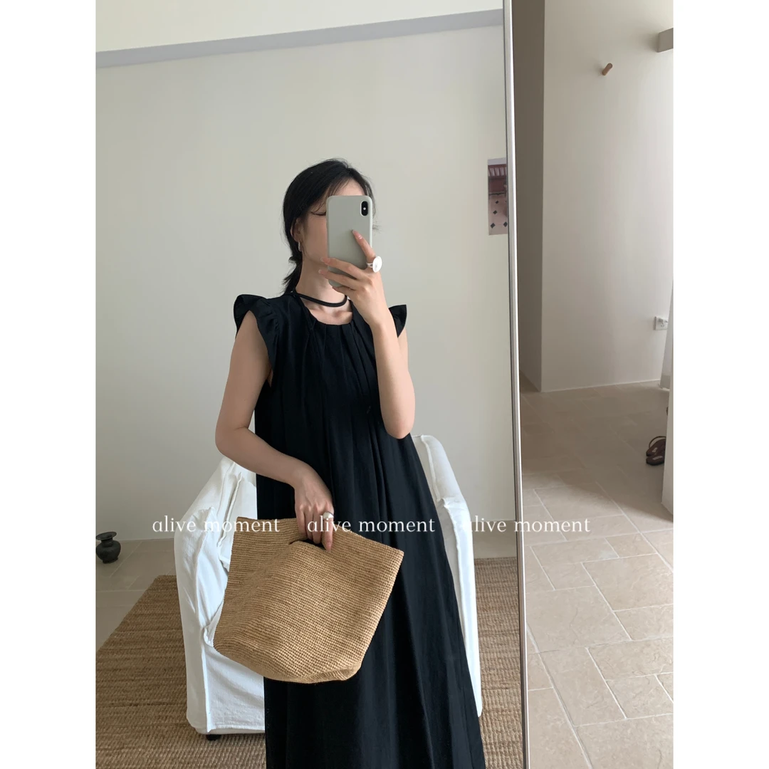 55019-1#ALIVE#轻松驾驭~气质慵懒感木耳花边无袖连衣裙(福利)