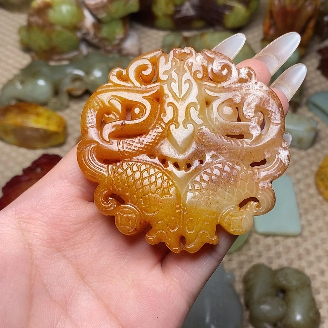 未镶嵌蛇纹石玉颈饰