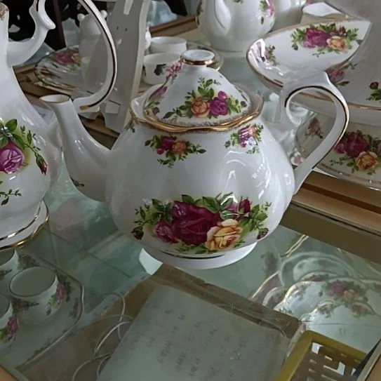 新疆西藏包邮骨质瓷玫瑰手工拍金900毫升茶壶