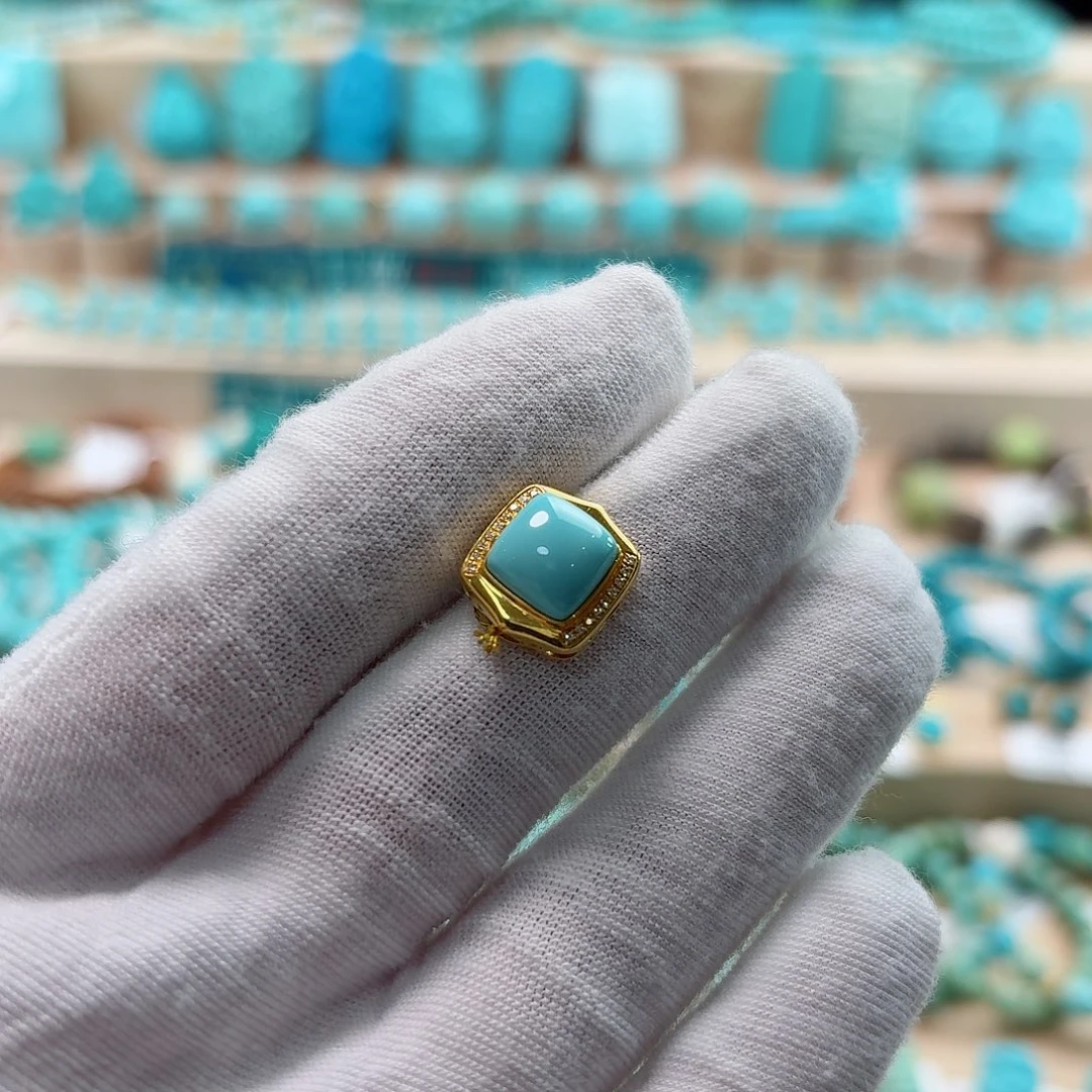 绿松石未镶嵌珠宝奇石