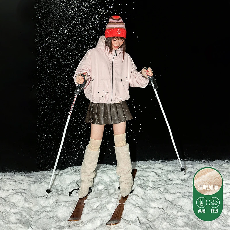 CHUU冬季女装喷漆点设计连帽款仿羊羔毛加绒仿皮草宽松外套